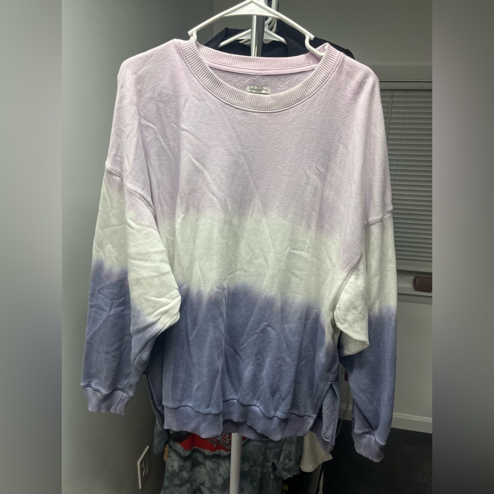 American Eagle Outfitters Lavender and White Ombre Sweatshirt